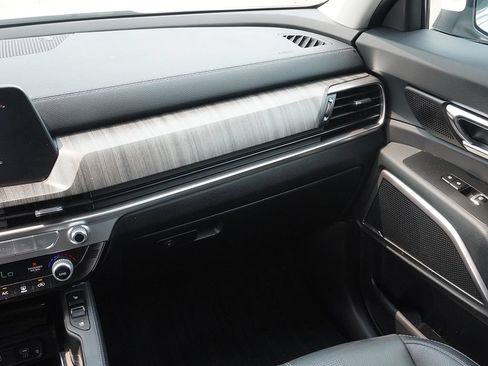 Used 2024 Kia Telluride EX AWD/4WD image 31