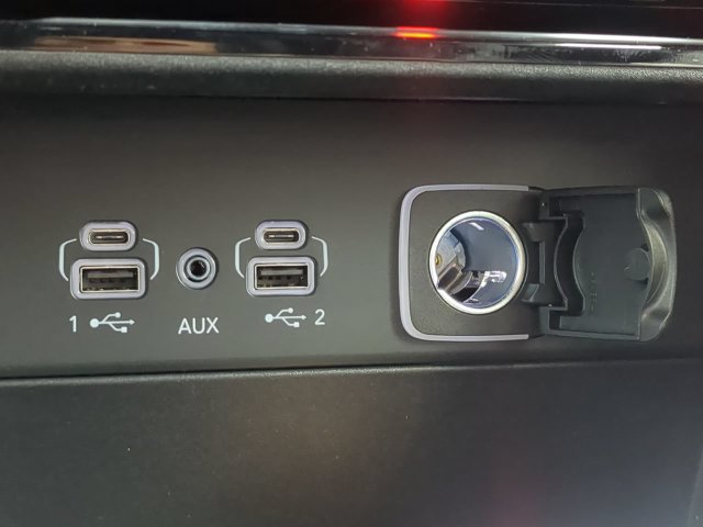 New 2026 Jeep Grand Cherokee Laredo RWD image 25
