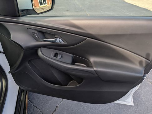 Used 2019 Chevrolet Volt LT w/ Power Convenience Package image 27