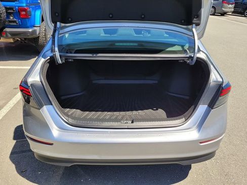 Used 2024 Honda Accord EX image 18
