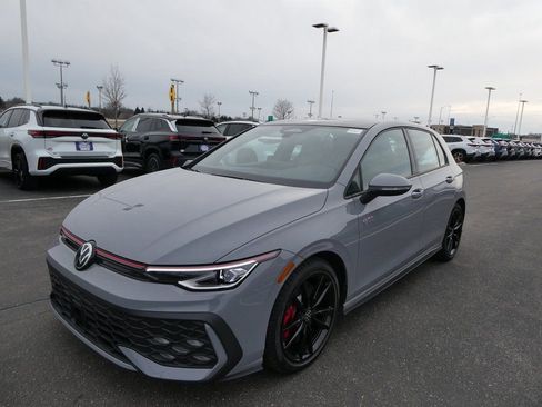 New 2026 Volkswagen GTI SE FWD image 32