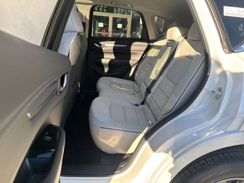 New 2025 MAZDA CX-5 AWD 2.5 S w/ Preferred Package image 30