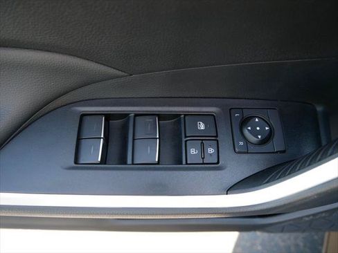 Certified 2025 Toyota RAV4 XLE AWD/4WD image 16