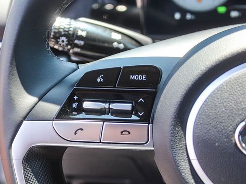 Certified 2023 Hyundai Elantra Limited FWD image 29