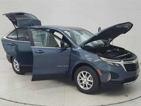 Used 2024 Chevrolet Equinox LT FWD image 9