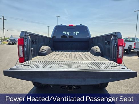Used 2022 Ford F350 Lariat w/ Black Appearance Package AWD/4WD image 35