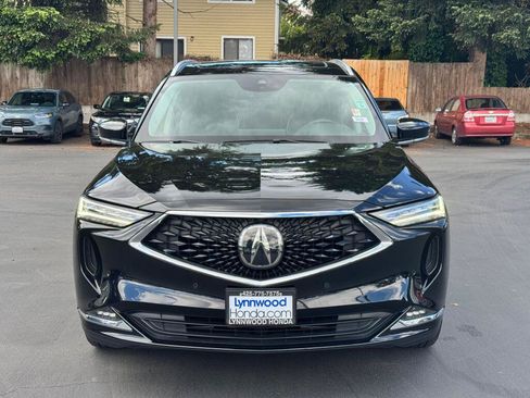 Used 2023 Acura MDX SH-AWD w/ Advance Package image 11