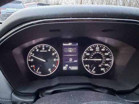 Used 2024 Subaru Outback Premium w/ Popular Package #1A image 11