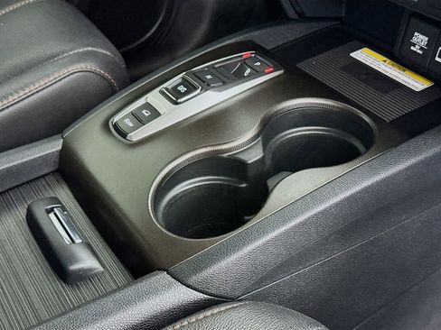 Used 2022 Honda Pilot TrailSport image 37