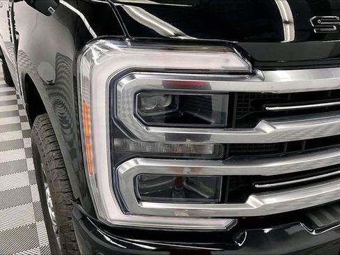 Used 2023 Ford F250 Limited AWD/4WD image 35
