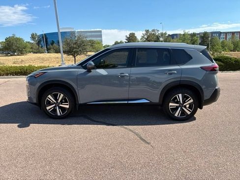 Used 2023 Nissan Rogue SL w/ SL Premium Package AWD/4WD image 5