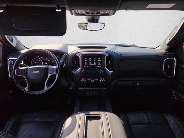 Used 2020 Chevrolet Silverado 1500 High Country w/ Technology Package RWD image 14
