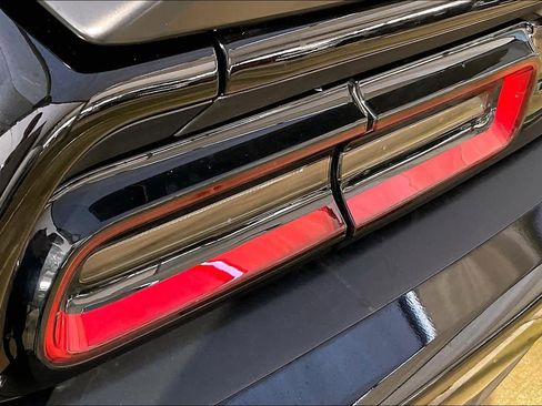 Used 2021 Dodge Challenger SXT w/ Blacktop Package image 27