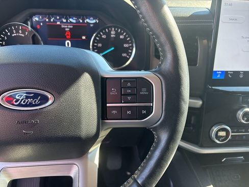 Used 2024 Ford Expedition XLT RWD image 20