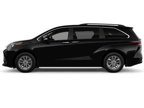 New 2026 Toyota Sienna XLE FWD image 47