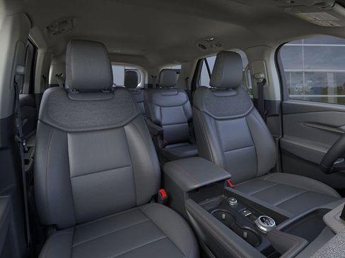 New 2026 Ford Explorer Active w/ Active Comfort Package image 10