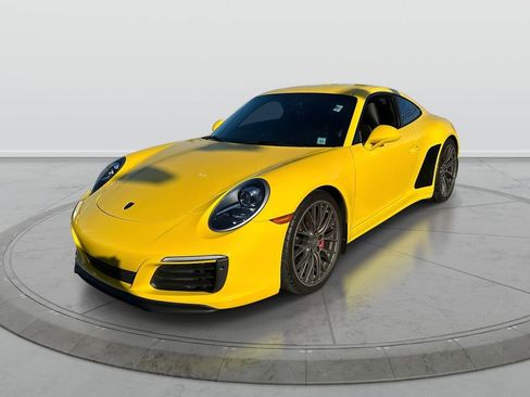 Used 2018 Porsche 911 Carrera 4S AWD/4WD image 3