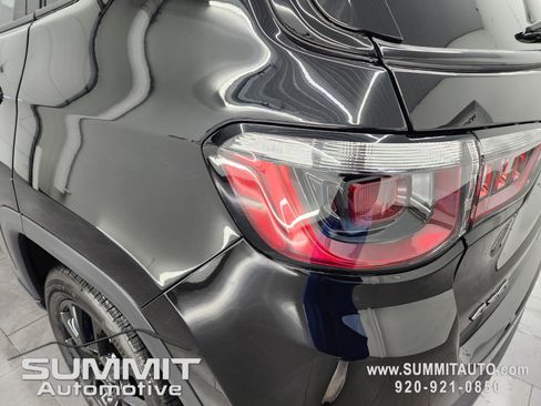 New 2026 Jeep Compass Latitude image 30