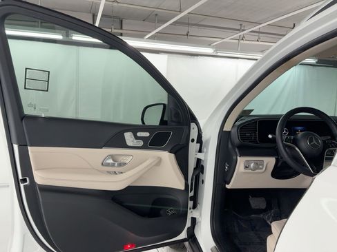 Certified 2024 Mercedes-Benz GLE 450e GLE 450e Plug-In Hybrid image 5