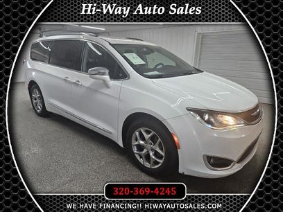Used 2018 Chrysler Pacifica Limited