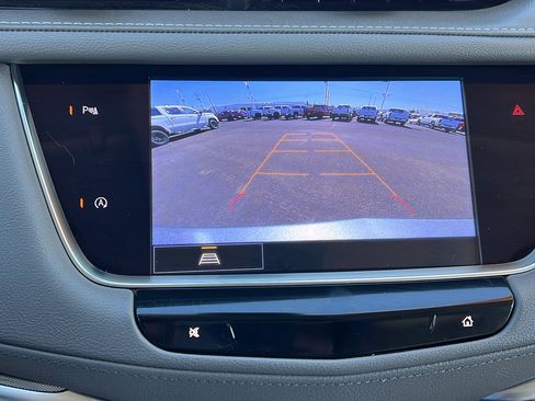 Used 2023 Cadillac XT5 Premium Luxury image 23