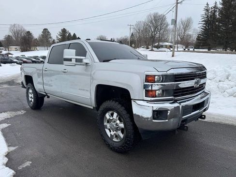 Used 2017 Chevrolet Silverado 2500 LT w/ All Star Edition image 4