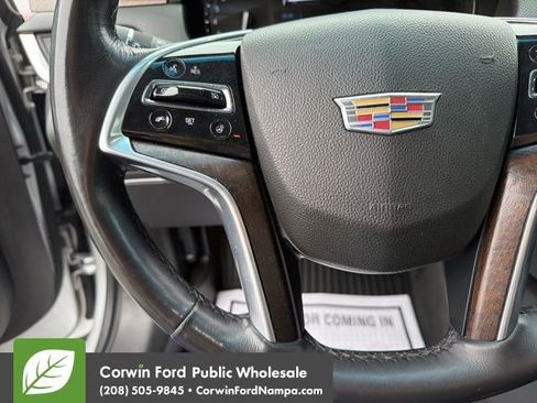 Used 2018 Cadillac XTS Luxury image 15