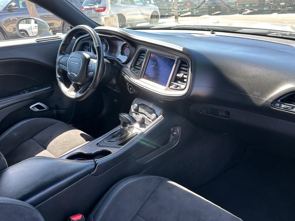 Certified 2023 Dodge Challenger GT w/ Plus Package RWD image 18