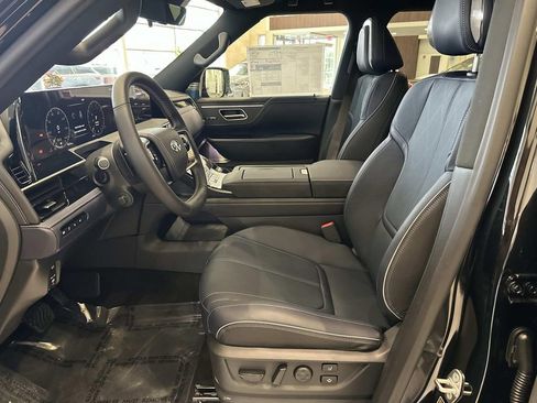 New 2026 INFINITI QX80 4WD w/ Sport Exterior Package image 11