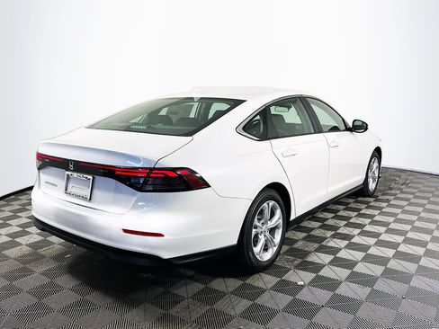 Used 2025 Honda Accord LX image 6