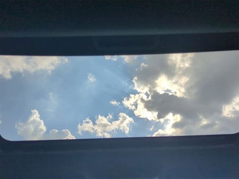 Used 2017 RAM 1500 Limited image 22