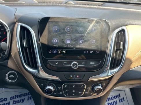 Used 2023 Chevrolet Equinox Premier image 15
