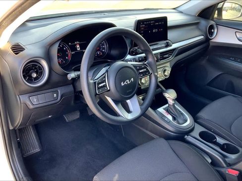 Used 2024 Kia Forte LXS FWD image 18