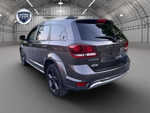 Used 2020 Dodge Journey Crossroad image 4