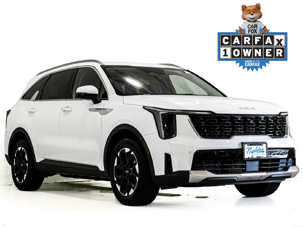 Used 2024 Kia Sorento S FWD image 1