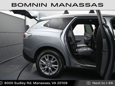 Used 2023 Buick Enclave Essence w/ Experience Buick Package AWD/4WD image 10