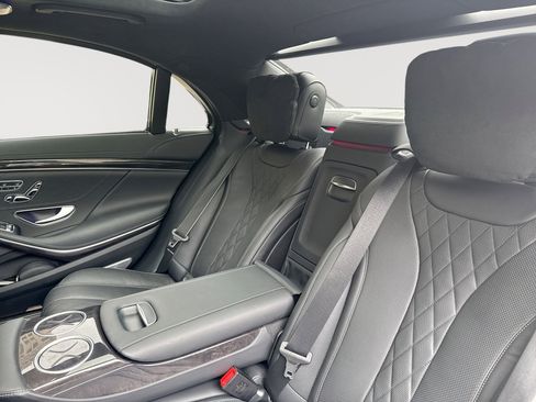 Used 2019 Mercedes-Benz S 560 4MATIC Sedan image 27