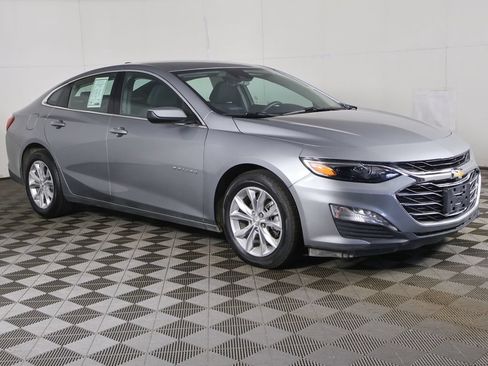 Used 2023 Chevrolet Malibu LT FWD image 45