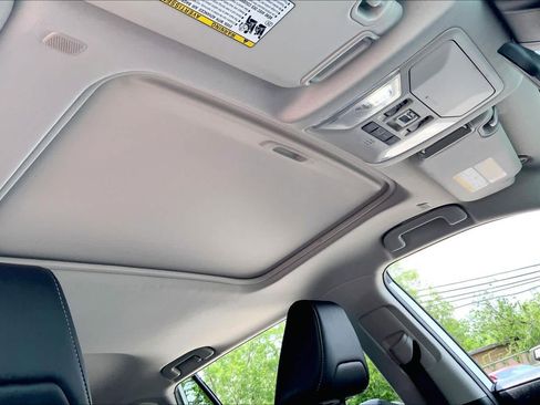 Used 2024 Toyota RAV4 XLE Premium image 14