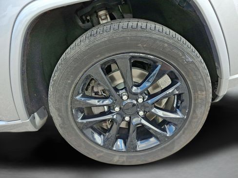 Certified 2021 Jeep Grand Cherokee Laredo X AWD/4WD image 28