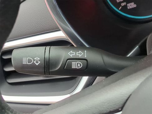 Used 2020 Chevrolet Equinox LT w/ LPO, Floor Liner Package image 34