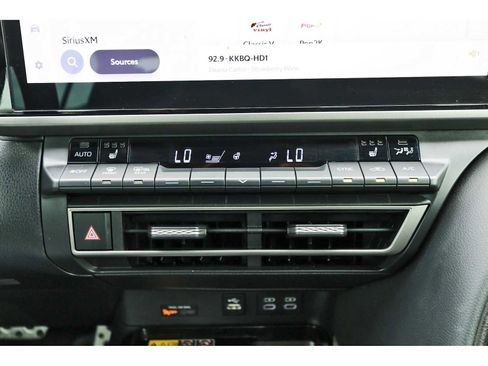 Used 2025 Toyota Camry XSE image 24