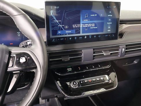 New 2026 Lincoln Corsair Reserve w/ Jet Appearance Package FWD image 5