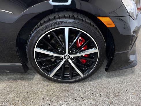 Used 2019 Toyota 86 TRD SE RWD image 27