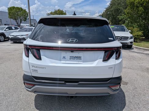 Used 2025 Hyundai Tucson SEL AWD/4WD image 5