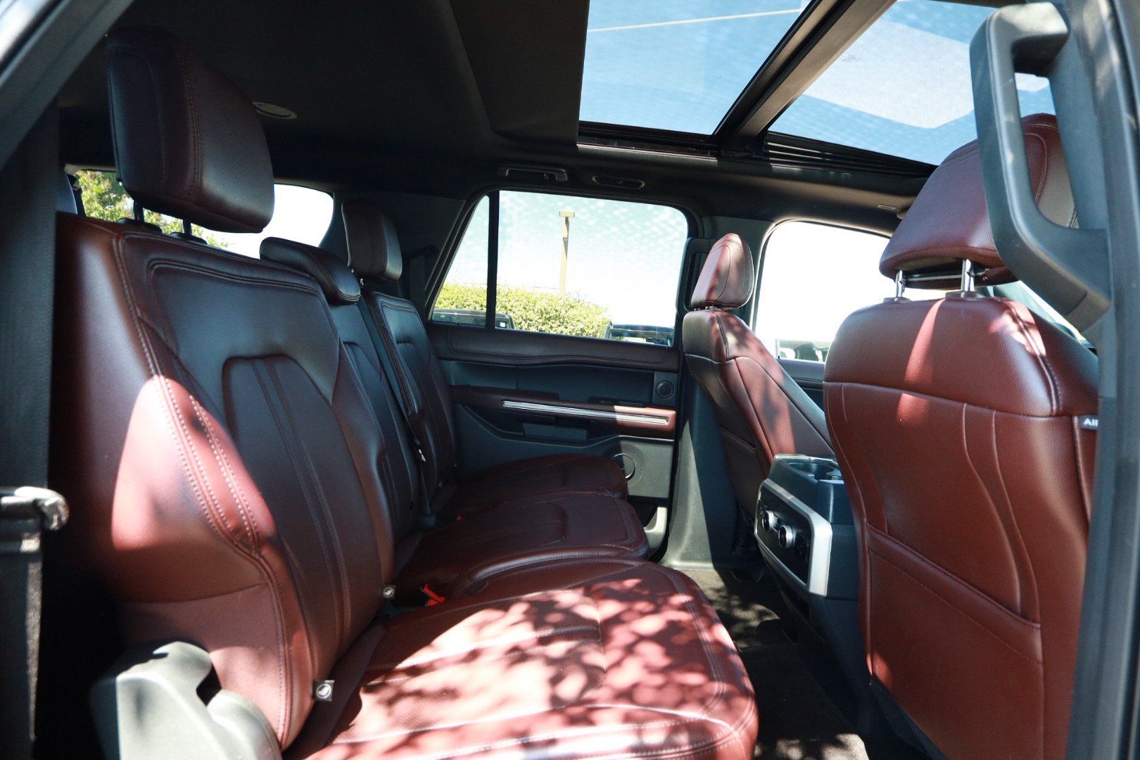 Used 2023 Ford Expedition Max Limited RWD image 28
