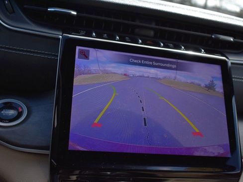 Used 2024 Jeep Grand Cherokee L Limited image 26