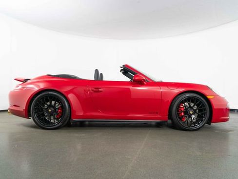 Used 2015 Porsche 911 Carrera 4 GTS AWD/4WD image 9
