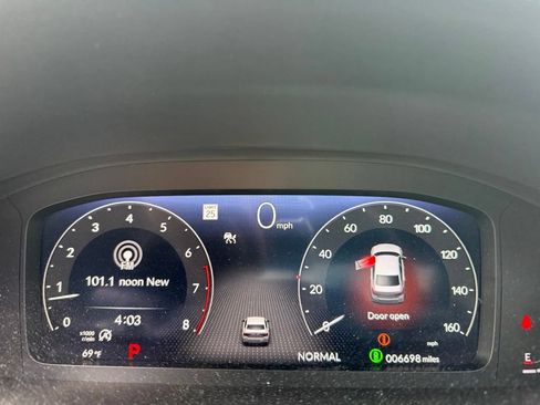 Used 2024 Honda Civic Touring image 13