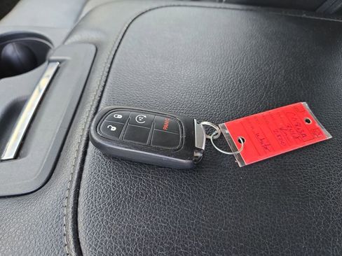 Used 2018 RAM 2500 Laramie w/ Cold Weather Group image 28